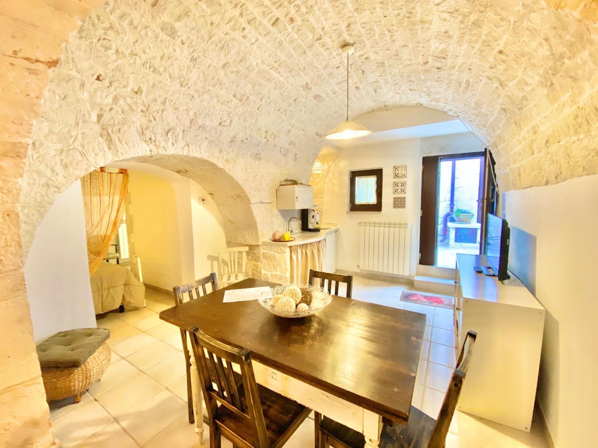 Trulli Fenice Alberobello Luaran gambar